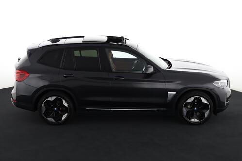 BMW iX3 80kWh + A/T + GPS + LEDER + CARPLAY + CAMERA + PDC + CRUISE (ACC) + PANO DAK + ALU 