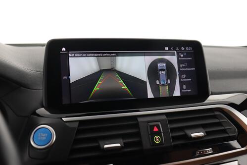 BMW iX3 80kWh + A/T + GPS + LEDER + CARPLAY + CAMERA + PDC + CRUISE (ACC) + PANO DAK + ALU 