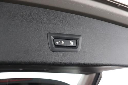 BMW X1 xDRIVE25e iA  PHEV COMBINEERT 220PK + GPS + LEDER + CAMERA + PDC + CRUISE(ACC) + ALU 17