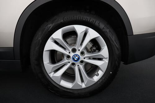BMW X1 xDRIVE25e iA  PHEV COMBINEERT 220PK + GPS + LEDER + CAMERA + PDC + CRUISE(ACC) + ALU 17
