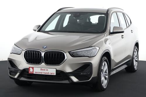 BMW X1 xDRIVE25e iA  PHEV COMBINEERT 220PK + GPS + LEDER + CAMERA + PDC + CRUISE(ACC) + ALU 17