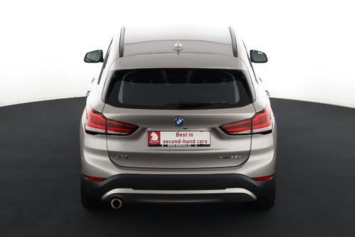 BMW X1 xDRIVE25e iA  PHEV COMBINEERT 220PK + GPS + LEDER + CAMERA + PDC + CRUISE(ACC) + ALU 17