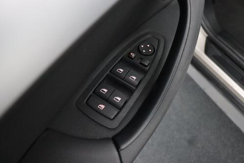 BMW X1 xDRIVE25e iA  PHEV COMBINEERT 220PK + GPS + LEDER + CAMERA + PDC + CRUISE(ACC) + ALU 17