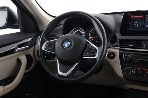 BMW X1 xDRIVE25e iA  PHEV + GPS + LEDER + CAMERA + PDC + CRUISE + PANO DAK + ALU 17+ TREKHAAK 