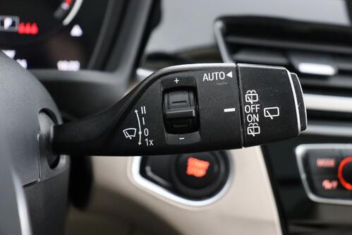 BMW X1 xDRIVE25e iA  PHEV + GPS + LEDER + CAMERA + PDC + CRUISE + PANO DAK + ALU 17+ TREKHAAK 