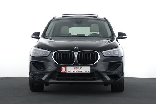 BMW X1 xDRIVE25e iA  PHEV + GPS + LEDER + CAMERA + PDC + CRUISE + PANO DAK + ALU 17+ TREKHAAK 