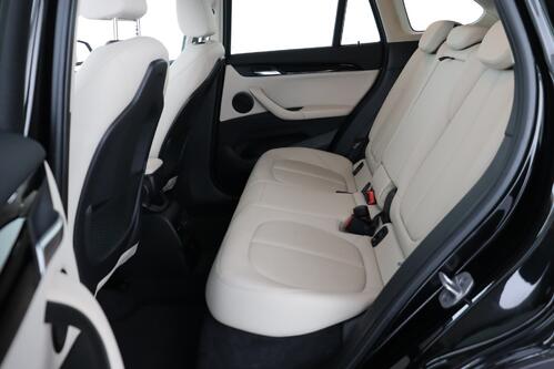 BMW X1 xDRIVE25e iA  PHEV + GPS + LEDER + CAMERA + PDC + CRUISE + PANO DAK + ALU 17+ TREKHAAK 