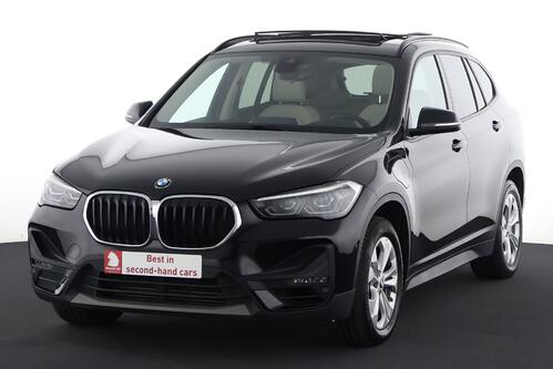 BMW X1 xDRIVE25e iA  PHEV + GPS + LEDER + CAMERA + PDC + CRUISE + PANO DAK + ALU 17+ TREKHAAK 