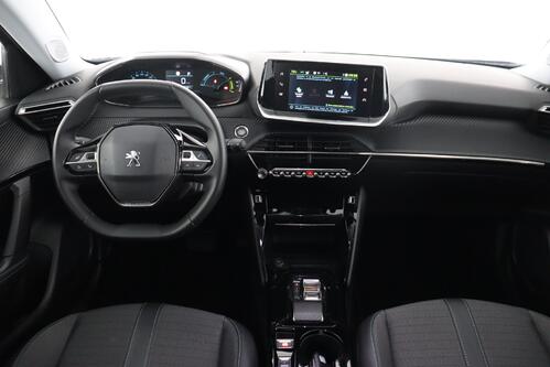 PEUGEOT 2008 ALLURE 50 kWh + A/T + CARPLAY + HALF/LEDER + PDC + CRUISE + ALU 17