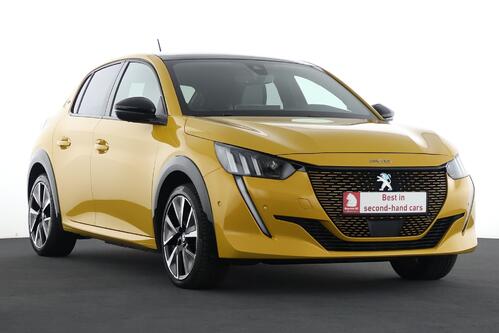 PEUGEOT 208 GT PACK 50 kWh + A/T + GPS + CAMERA + PDC + CRUISE + PANO DAK + HALF/LEDER + ALU 17