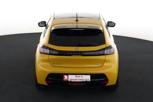 PEUGEOT 208 GT PACK 50 kWh + A/T + GPS + CAMERA + PDC + CRUISE + PANO DAK + HALF/LEDER + ALU 17