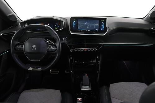 PEUGEOT 208 GT PACK 50 kWh + A/T + GPS + CAMERA + PDC + CRUISE + PANO DAK + HALF/LEDER + ALU 17
