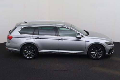 VOLKSWAGEN Passat Variant GTE BUSINESS 1.4TSI DSG6 PHEV + GPS + CARPLAY + CAMERA + LEDER/ALCANTARA + PDC + CRUISE(ACC) + ALU 18 + TREKHAAK 
