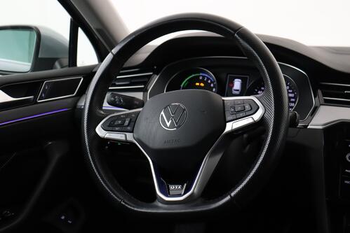 VOLKSWAGEN Passat Variant GTE BUSINESS 1.4TSI DSG6 PHEV + GPS + CARPLAY + CAMERA + LEDER/ALCANTARA + PDC + CRUISE(ACC) + ALU 18 + TREKHAAK 