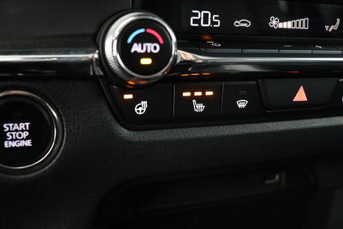 MAZDA CX-30 *SKYCRUISE 2.0i e-SKYACTIVE-X 4WD + A/T + GPS + LEDER + CAMERA + PDC + CRUISE(ACC) + OPEN DAK + ALU 18