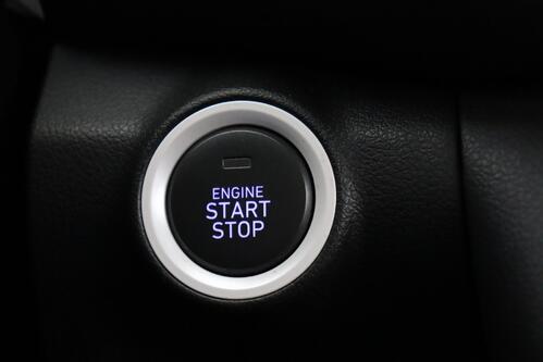 HYUNDAI Kona TWIST 1.6 GDI  HYBRID + A/T + GPS + CARPLAY + CAMERA + PDC + CRUISE + ALU + TREKHAAK 