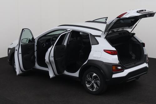 HYUNDAI Kona TWIST 1.6 GDI  HYBRID + A/T + GPS + CARPLAY + CAMERA + PDC + CRUISE + ALU + TREKHAAK 