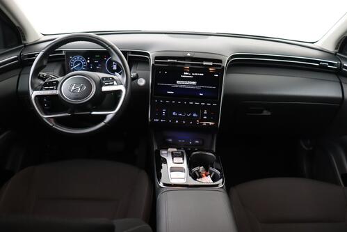 HYUNDAI Tucson FEEL 1.6 T-GDI PLUG-IN HYBRID 4X4 + A/T + GPS + CARPLAY + CAMERA + PDC + CRUISE + ALU 19 + TREKHAAK 