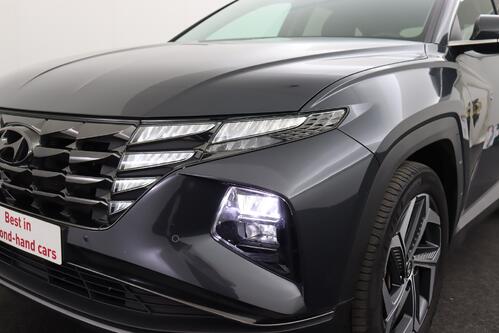 HYUNDAI Tucson FEEL 1.6 T-GDI PLUG-IN HYBRID 4X4 + A/T + GPS + CARPLAY + CAMERA + PDC + CRUISE + ALU 19 + TREKHAAK 