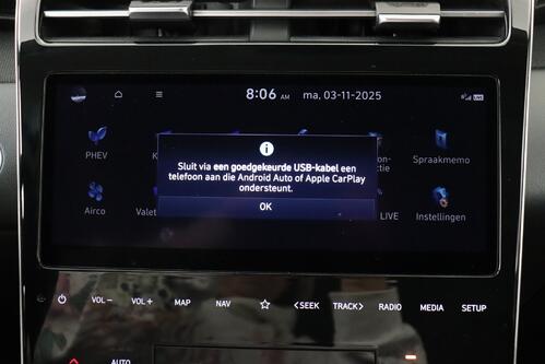 HYUNDAI Tucson FEEL 1.6 T-GDI PLUG-IN HYBRID 4X4 + A/T + GPS + CARPLAY + CAMERA + PDC + CRUISE + ALU 19 + TREKHAAK 