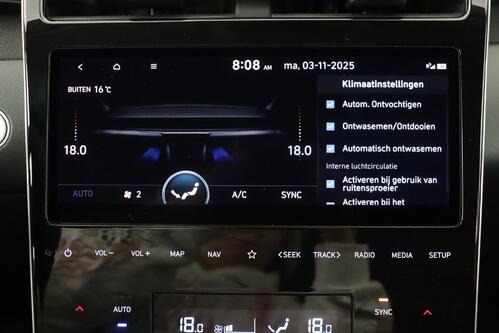 HYUNDAI Tucson FEEL 1.6 T-GDI PLUG-IN HYBRID 4X4 + A/T + GPS + CARPLAY + CAMERA + PDC + CRUISE + ALU 19 + TREKHAAK 