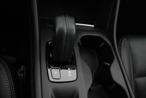 VOLVO XC40 RECHARGE 1.5T5 GEARTRONIC + GPS + LEDER + CAMERA + PDC + CRUISE + PANO DAK + ALU 18