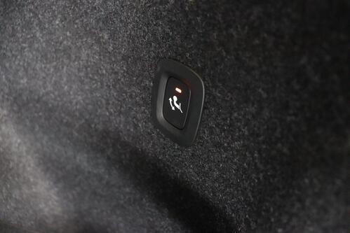 VOLVO XC40 RECHARGE 1.5T5 GEARTRONIC + GPS + LEDER + CAMERA + PDC + CRUISE + PANO DAK + ALU 18