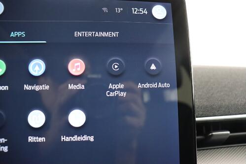 FORD Mustang  Mach-E STANDARD RANGE RWD 76 kWh + A/T + GPS + LEDER + CARPLAY + CAMERA + PDC + PANO DAK + CRUISE(ACC) + ALU 18