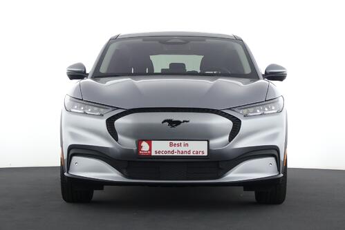 FORD Mustang  Mach-E STANDARD RANGE RWD 76 kWh + A/T + GPS + LEDER + CARPLAY + CAMERA + PDC + PANO DAK + CRUISE(ACC) + ALU 18