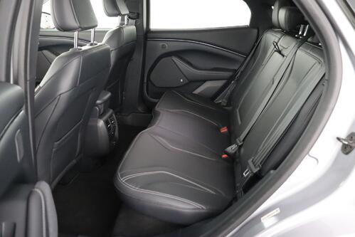 FORD Mustang  Mach-E STANDARD RANGE RWD 76 kWh + A/T + GPS + LEDER + CARPLAY + CAMERA + PDC + PANO DAK + CRUISE(ACC) + ALU 18