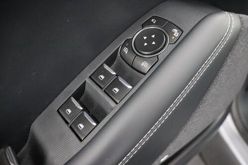 FORD Mustang  Mach-E STANDARD RANGE RWD 76 kWh + A/T + GPS + LEDER + CARPLAY + CAMERA + PDC + PANO DAK + CRUISE(ACC) + ALU 18