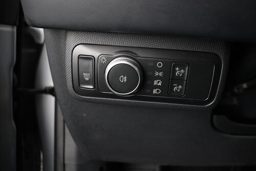 FORD Mustang  Mach-E STANDARD RANGE RWD 76 kWh + A/T + GPS + LEDER + CARPLAY + CAMERA + PDC + PANO DAK + CRUISE(ACC) + ALU 18