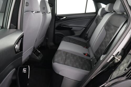 VOLKSWAGEN ID.5 PRO 77 kWh + A/T + GPS + CARPLAY + CAMERA + PDC + CRUISE(ACC) + ALU