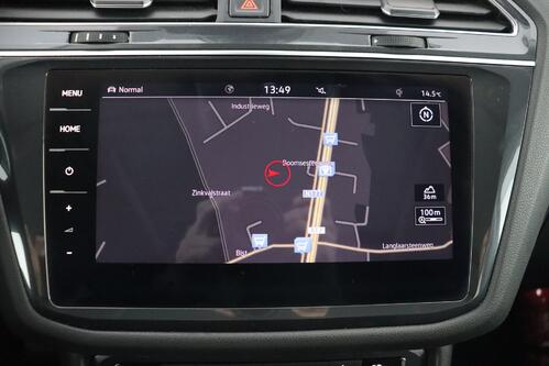 VOLKSWAGEN Tiguan Allspace PLATINUM 1.5TSI ACT DSG7 R-LINE + 7PL. + GPS + LEDER + CARPLAY + CAMERA + PDC + CRUISE(ACC) + PANO DAK + ALU + TREKHAAK 