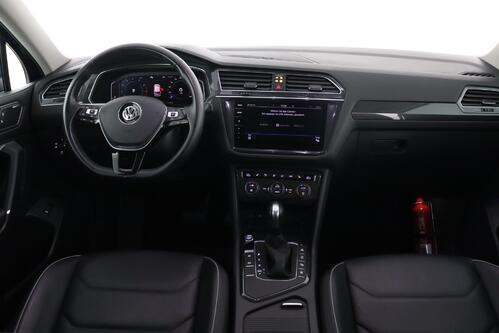 VOLKSWAGEN Tiguan Allspace PLATINUM 1.5TSI ACT DSG7 R-LINE + 7PL. + GPS + LEDER + CARPLAY + CAMERA + PDC + CRUISE(ACC) + PANO DAK + ALU + TREKHAAK 