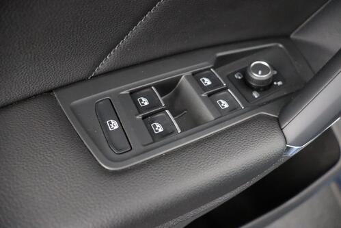 VOLKSWAGEN Tiguan Allspace PLATINUM 1.5TSI ACT DSG7 R-LINE + 7PL. + GPS + LEDER + CARPLAY + CAMERA + PDC + CRUISE(ACC) + PANO DAK + ALU + TREKHAAK 