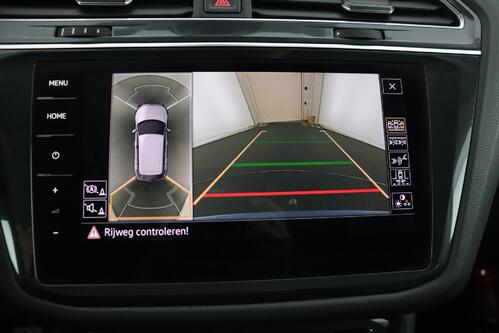 VOLKSWAGEN Tiguan Allspace PLATINUM 1.5TSI ACT DSG7 R-LINE + 7PL. + GPS + LEDER + CARPLAY + CAMERA + PDC + CRUISE(ACC) + PANO DAK + ALU + TREKHAAK 