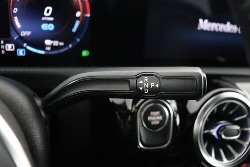 MERCEDES-BENZ CLA 250 *e SHOOTING BRAKE BUS.SOLUTION iA 8G-DCT + GPS + LEDER + CARPLAY + CAMERA + PDC + CRUISE + ALU 17 + TREKHAAK 