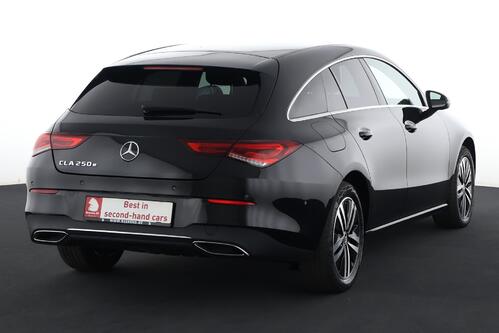 MERCEDES-BENZ CLA 250 *e SHOOTING BRAKE BUS.SOLUTION iA 8G-DCT + GPS + LEDER + CARPLAY + CAMERA + PDC + CRUISE + ALU 17 + TREKHAAK 