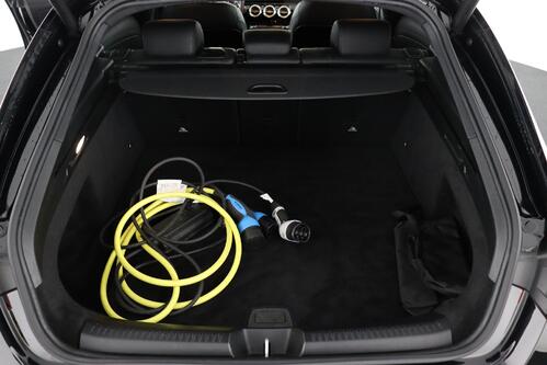 MERCEDES-BENZ CLA 250 *e SHOOTING BRAKE BUS.SOLUTION iA 8G-DCT + GPS + LEDER + CARPLAY + CAMERA + PDC + CRUISE + ALU 17 + TREKHAAK 