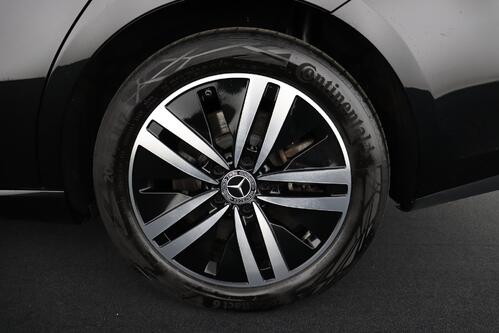 MERCEDES-BENZ CLA 250 *e SHOOTING BRAKE BUS.SOLUTION iA 8G-DCT + GPS + LEDER + CARPLAY + CAMERA + PDC + CRUISE + ALU 17 + TREKHAAK 