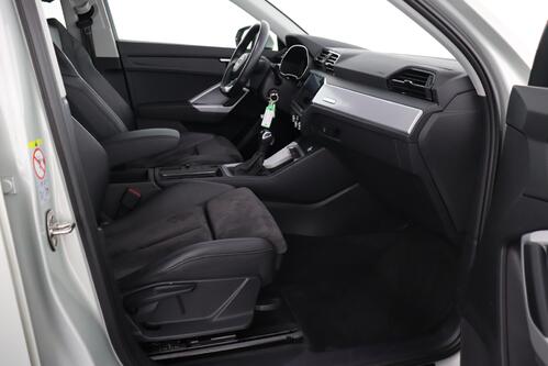 AUDI Q3 *SPORTBACK BUS.ATTRACTION 35 1.5TFSI S-TRONIC + GPS + CARPLAY + LEDER/ALCANTARA + CAMERA + PDC + CRUISE + ALU 18