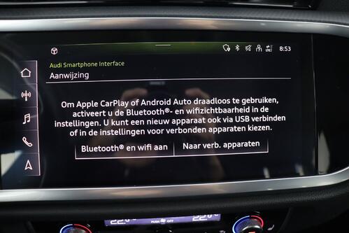 AUDI Q3 *SPORTBACK BUS.ATTRACTION 35 1.5TFSI S-TRONIC + GPS + CARPLAY + LEDER/ALCANTARA + CAMERA + PDC + CRUISE + ALU 18