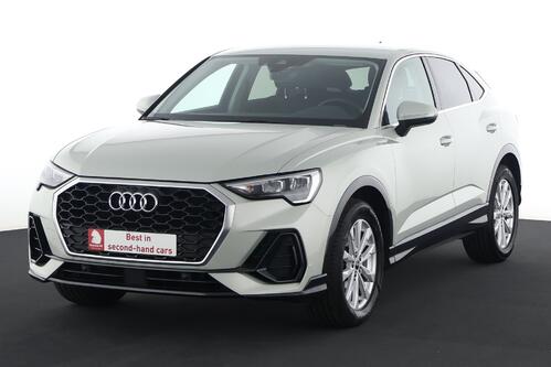 AUDI Q3 *SPORTBACK BUS.ATTRACTION 35 1.5TFSI S-TRONIC + GPS + CARPLAY + LEDER/ALCANTARA + CAMERA + PDC + CRUISE + ALU 18