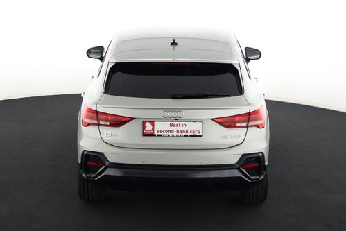 AUDI Q3 *SPORTBACK BUS.ATTRACTION 35 1.5TFSI S-TRONIC + GPS + CARPLAY + LEDER/ALCANTARA + CAMERA + PDC + CRUISE + ALU 18