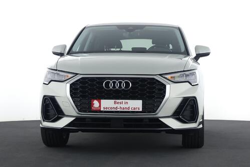 AUDI Q3 *SPORTBACK BUS.ATTRACTION 35 1.5TFSI S-TRONIC + GPS + CARPLAY + LEDER/ALCANTARA + CAMERA + PDC + CRUISE + ALU 18