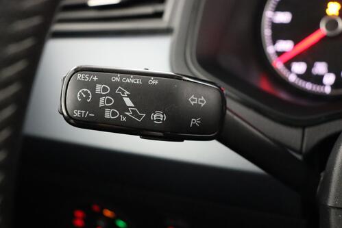 SEAT Arona *MOVE! 1.0TSI + GPS + CARPLAY + PDC + CRUISE(ACC) + ALU 16