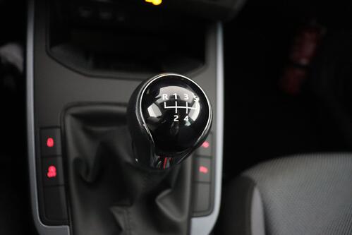 SEAT Arona *MOVE! 1.0TSI + GPS + CARPLAY + PDC + CRUISE(ACC) + ALU 16