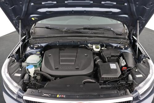 VOLVO XC40 *MOMENTUM PRO 1.5 T2 + GPS + CARPLAY + PDC + CRUISE + ALU 18