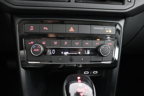 VOLKSWAGEN T-Cross *LIFE 1.0TSI DSG7 + GPS + CARPLAY + CAMERA + PDC + CRUISE + ALU 16